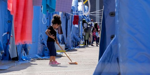 Προσφυγόπουλο από το Αφγανιστάν σε δομή της Ιταλίας