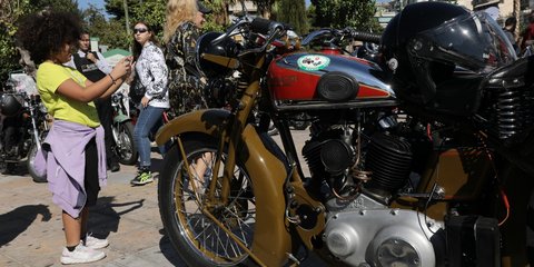 Σπάνιες μοτοσικλέτες αντίκες στο FIVA World Motorcycle Rally 2021 