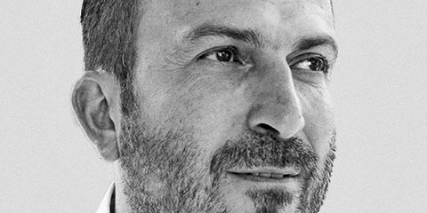 Ο Στέφανος Παραστατίδης