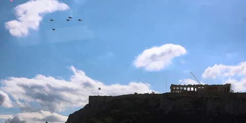 Η πτήση των Rafale πάνω από την Ακρόπολη