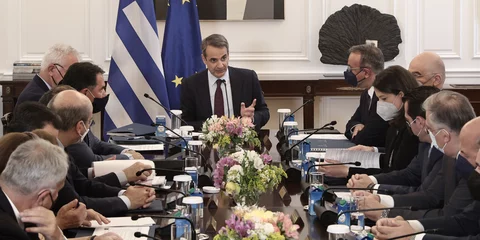Ο πρωθυπουργός Κυριάκος Μητσοτάκης στο υπουργικό συμβούλιο