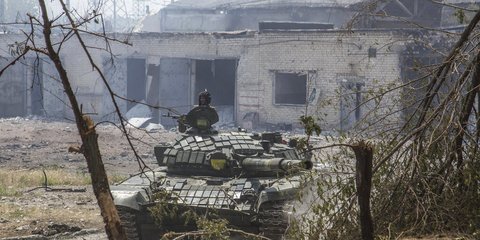 Ένα ουκρανικό τανκ στην πρώτη γραμμή στο Σεβεροντονέτσκ