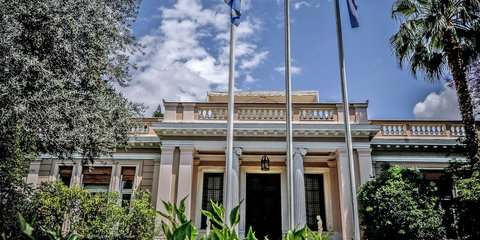 Κυβερνητικές πηγές σε ΠΑΣΟΚ: Η ΝΔ έχει έναν και μοναδικό στόχο, την αυτοδυναμία