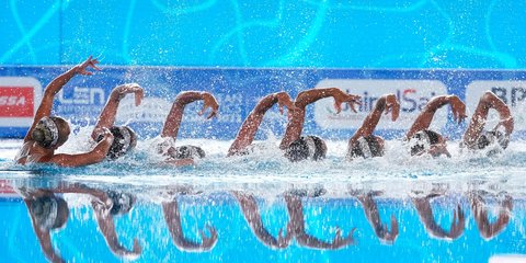 Άψογη τεχνική, δροσερές παρουσίες: Η εθνική συγχρονισμένης κολύμβης της Ουκρανίας στο Παγκόσμιο πρωτάθλημα της Ρώμης 