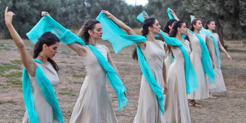 Πρόβα για την τελετή έναρξης του 39ου Μαραθωνίου της Αθήνας σε χορογραφία Άρτεμις Ιγνατίου