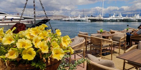 Καλό και μακρύ καλοκαίρι! 