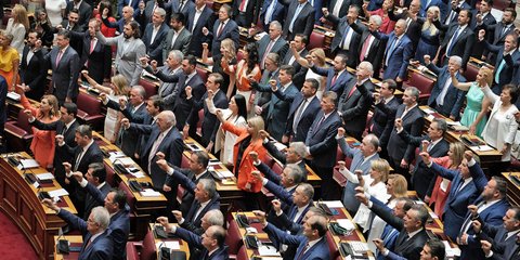 Καλή αρχή στη νέα Βουλή