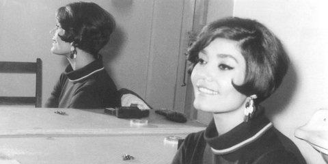 μαρινελλα ειδωλο καθρέφτης 