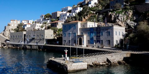 Η Ύδρα ξυπνά από το χειμωνιάτικο λήθαργο, ετοιμάζεται για το καλοκαίρι 