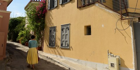 Γλυκό φθινοπωρινό απόγευμα στην Πλάκα 