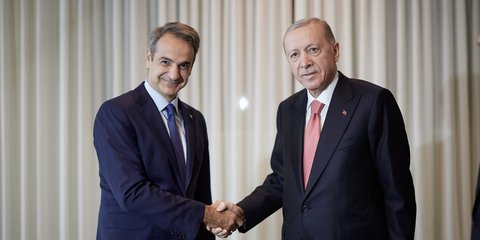 Kyriakos Mitsotakis and Recep Tayyip Erdoğan