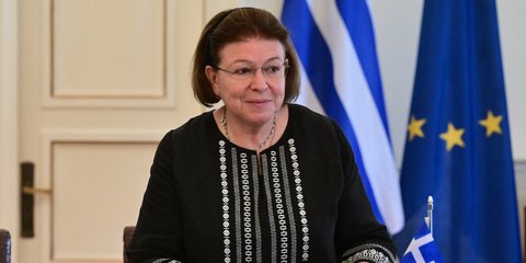 Η υπουργός Πολιτισμούς Λίνα Μενδώνη