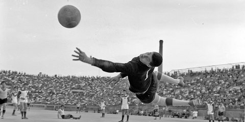 Πέταξε το «πουλί», αντίο Τάκη Οικονομόπουλε 