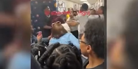 Τελετή αποφοίτησης νηπιαγωγείου κατέληξε σε άγριο καβγά μεταξύ γονέων