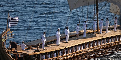 Η τριήρης «Ολυμπιάς» στον Πειραιά