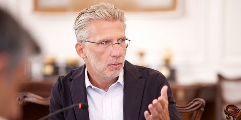 ακης σκερτσος