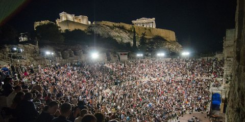 Ηρώδειο φωτισμενη ακροπολη