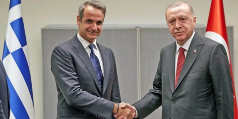 Kyriakos Mitsotakis and Recep Tayyip Erdogan
