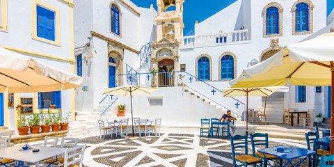 πλατεια εκκλησια