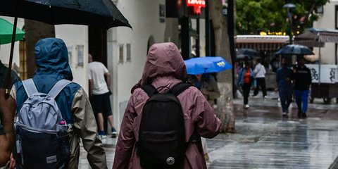 Βροχερός ο καιρός σε αρκετές περιοχές της χώρας