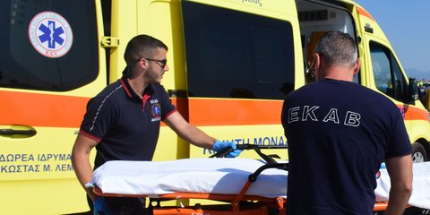 Διασώστες ΕΚΑΒ