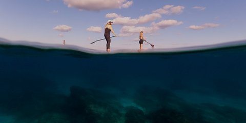 Paddling στη Μεσόγειο, στα ανοικτά του Ισραήλ μετά την εκεχειρία με τη Χαμάς 