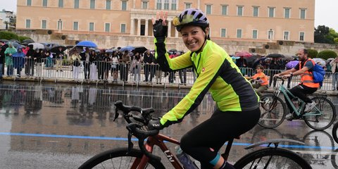 Ποια βροχή; Μόνο χαμόγελο και ποδήλατο