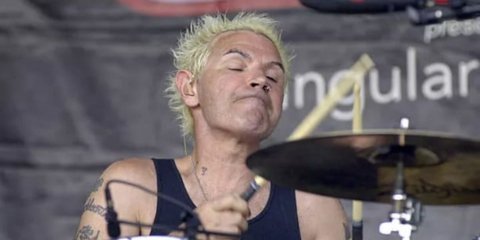 Ο Τόμι Πράις, ντράμερ, πέθανε σε ηλικία 68 ετών