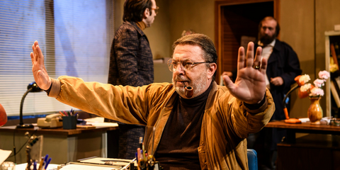 Στάθης Σταμουλακάτος