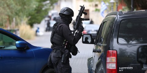 Άνδρας της αντιτρομοκρατικής στα Βορίζια Ηρακλείου