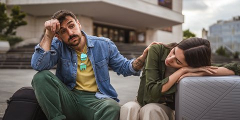 Εξαντλημένοι τουρίστες σε αναπτυσσόμενες χώρες 