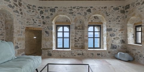 Το παλιό τελωνείο της Καρδαμύλης είναι υποψήφιο για το βραβείο «EU Mies van der Rohe Award 2026» / Φωτογραφία: Panagiotis Voumvakis