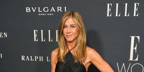 Οι Ralph Lauren δημιουργίες που έστρεψαν όλα τα βλέμματα σε Τζένιφερ Άνιστον και Έμιλι Μπλαντ