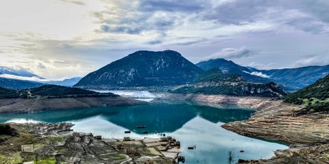 Η λίμνη του Μόρνου εκπέμπει SOS