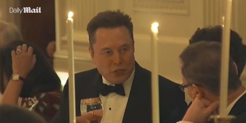 Ο Έλον Μασκ «πιάστηκε» να κάνει μια «απαγορευμένη» ερώτηση