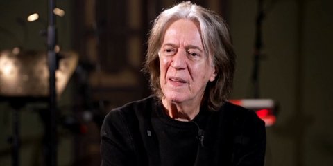 Ο Κώστας Τουρνάς στην εκπομπή «Αστερόσκονη» 