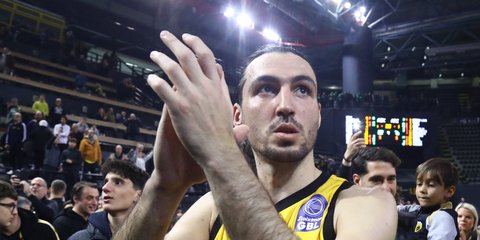 Κατσίβελης και Σίλβα οδήγησαν σε νίκη την ΑΕΚ επί του Άρη με 82-76