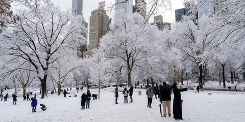 Στα λευκά το Central Park της Νέας Υόρκης