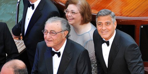 Ο Τζορτζ Κλούνεϊ με την αδελφή του στη Βενετία 