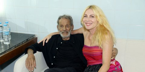 Σταύρος Ξαρχάκος, Σμαράγδα Καρύδη