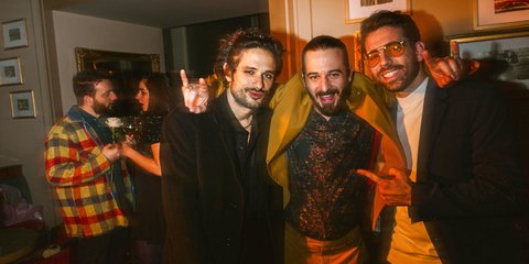 γιαννης νιαρος 