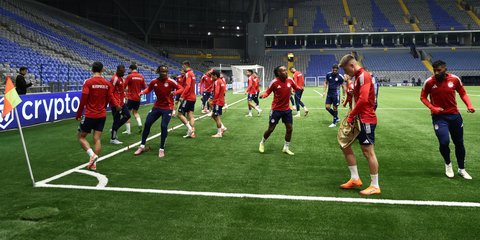 Οι παίκτες του Ολυμπιακού στην παγωμένη Αστάνα