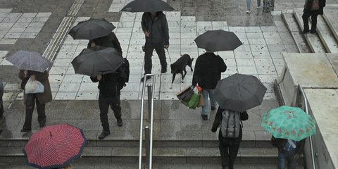 Έντονη βροχόπτωση στην Αττική 