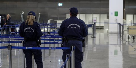 Αστυνομικοί στο αεροδρόμιο «Ελ. Βενιζέλος» 