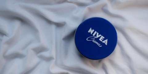 Μπλε κουτάκι Nivea