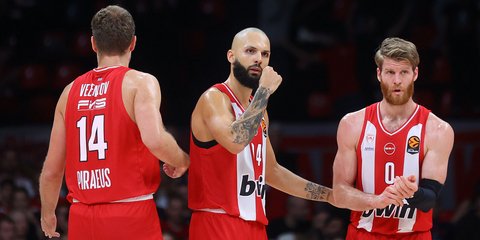 Πανηγυρισμοί παικτών Ολυμπιακού