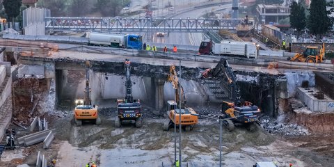 Κατεδάφιση γέφυρας Πανοράματος