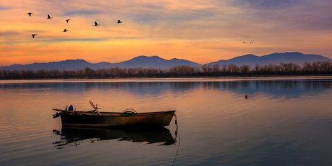Ηλιοβασίλεμα στη λίμνη Κερκίνη