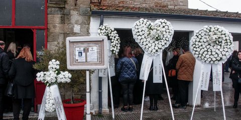 Η κηδεία της 65χρονης Αγάπης στο Μεγαλοχώρι Τρικάλων