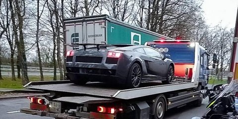 Ιταλία: Οδηγός Lamborghini πιάστηκε να τρέχει με 154 χλμ./ώρα σε επαρχιακό δρόμο -Ποιο είναι το πρόστιμο που θα πληρώσει